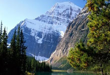 积分首登亚洲第一，吴艳妮：希望对手们放马过来，一起比出精彩比赛吴艳妮微博.